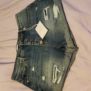 KanCan distressed shorts